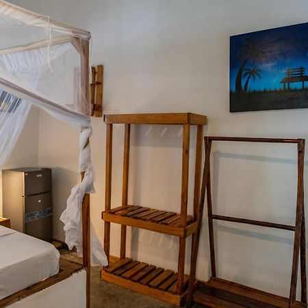 Mafia Island Bungalows Utende Екстериор снимка