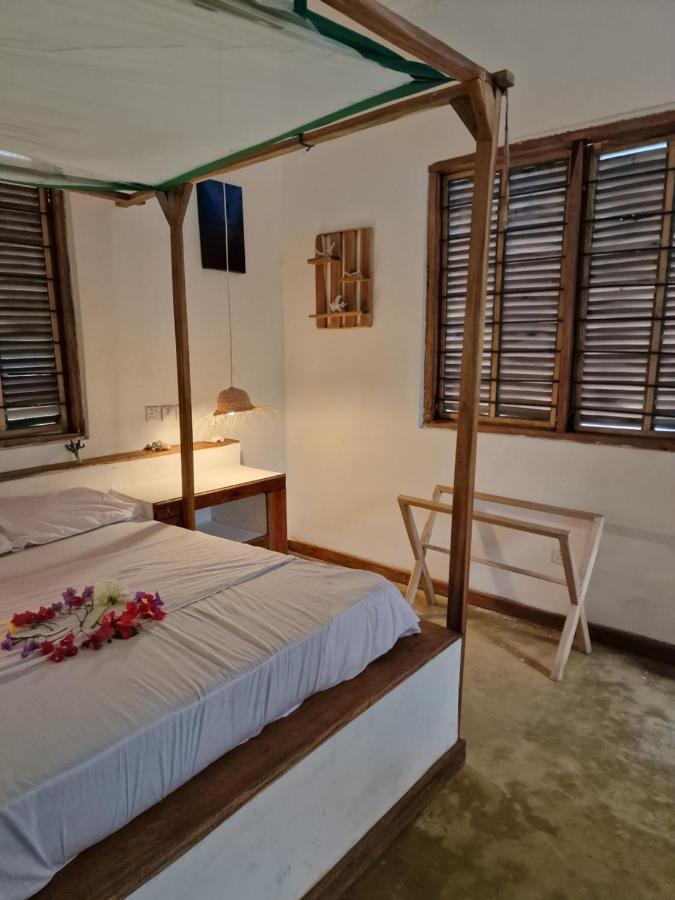 Mafia Island Bungalows Utende Екстериор снимка