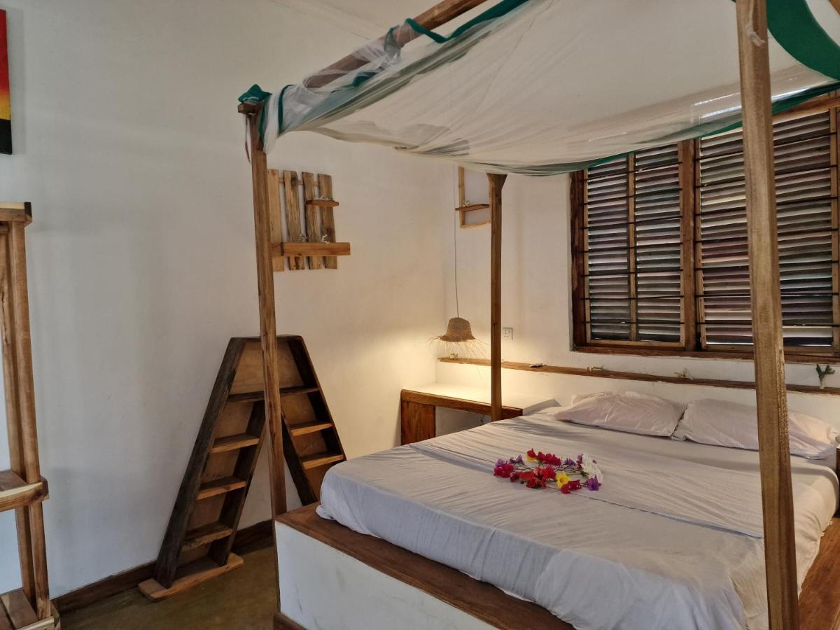 Mafia Island Bungalows Utende Екстериор снимка