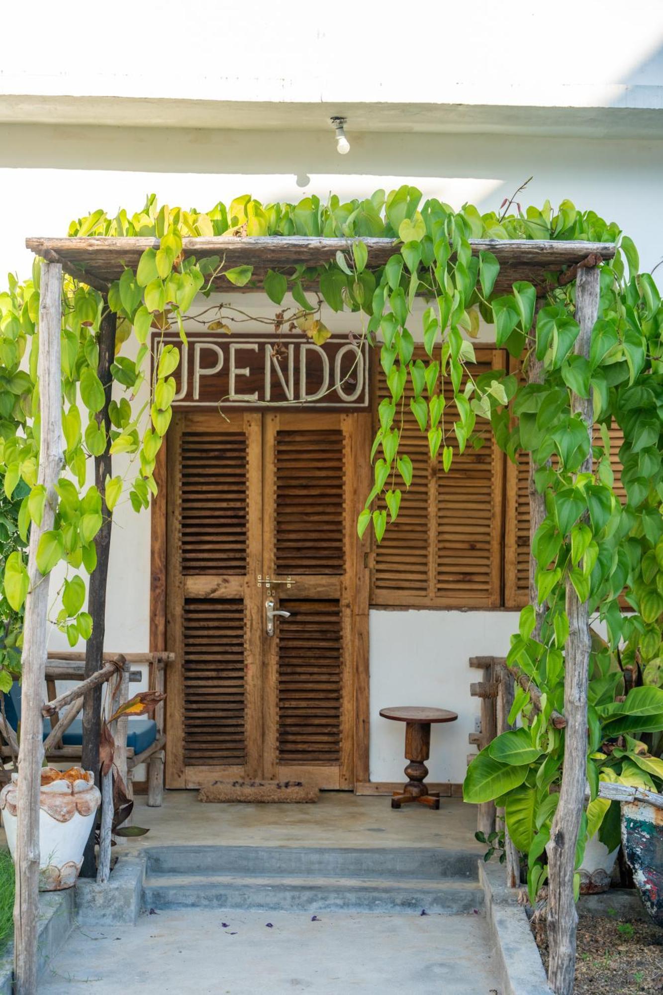 Mafia Island Bungalows Utende Екстериор снимка